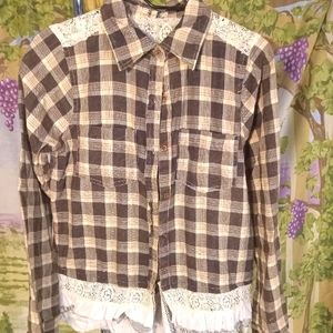 Gimmicks by BKE shirt